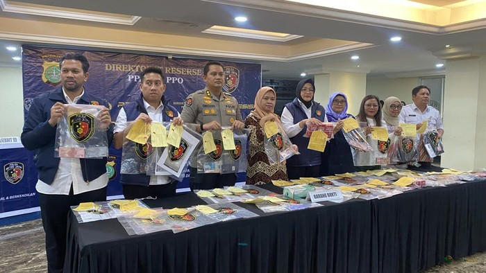 Polda Metro Jaya Ungkap TPPO Anak di Lokalisasi ‘Tenda Biru’ Cibitung, 8 Anak Dieksploitasi di Kafe Karaoke