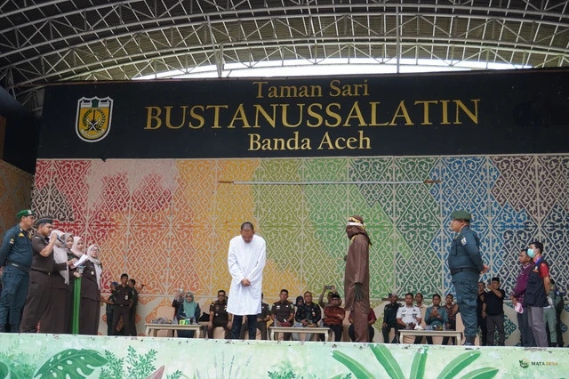 Ajudan Ketua DPRA Dicambuk 22 Kali di Banda Aceh karena Terbukti Jarimah Ikhtilath
