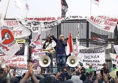 AMPB Kepung DPR, Desak RUU Perampasan Aset Segera Disahkan dan Koruptor Dihukum Mati