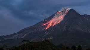 Gunung Merapi Kembali Luncurkan Awan Panas hingga 2 Kilometer, Status Masih Siaga