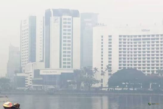 Malaysia Tetapkan Darurat di Serian, Kabut Asap Tembus Level Berbahaya hingga API di Atas 500