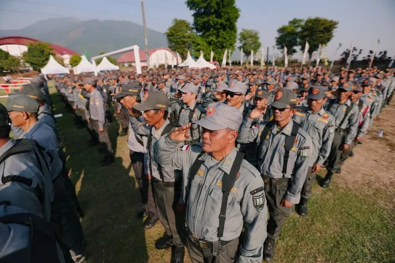 7.000 Anggota Linmas Jawa Tengah Hadiri Apel Akbar, Perkuat Solidaritas dan Kesejahteraan